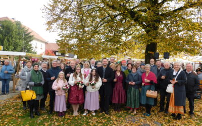 Bestes Wetter beim Lallinger Obst- und Bauernmarkt